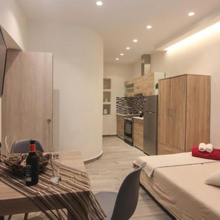 Contemporary Studios Old Port By Corfuescapes Corfu  외부 사진