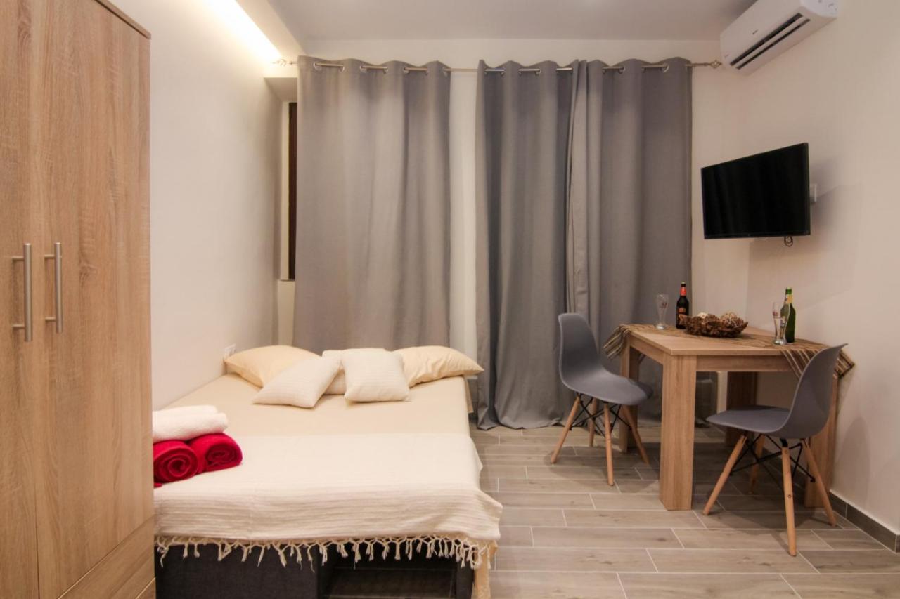 Contemporary Studios Old Port By Corfuescapes Corfu  외부 사진